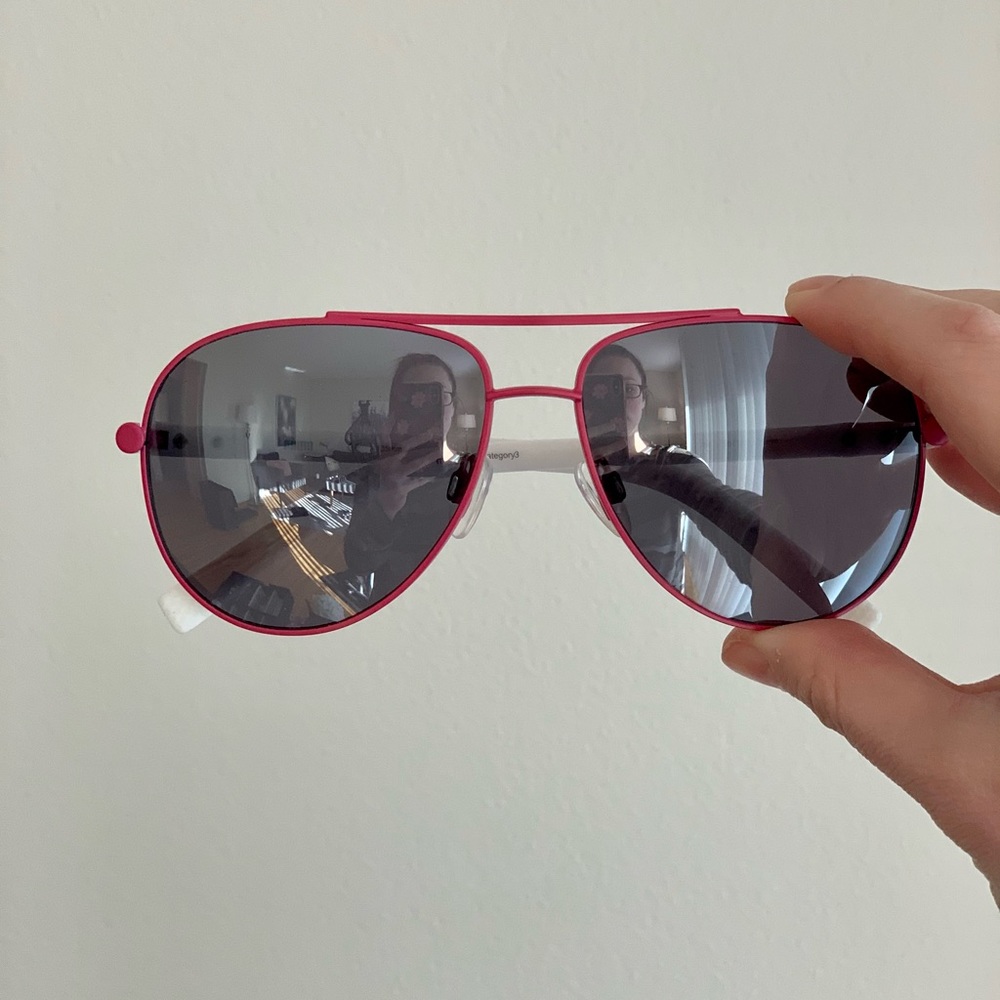 NWOT Puma sunglasses